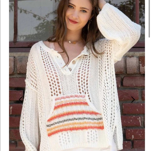 POL Sweaters - ⭐️ POL JSST84 Hooded Cream Crotched Pullover Sweater Womens Small S  Bohemian
